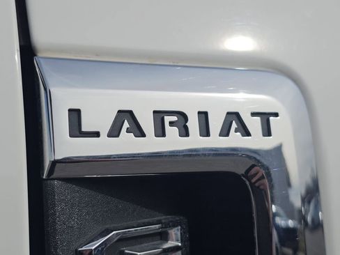 Certified 2019 Ford F250 Lariat w/ Lariat Value Package image 16
