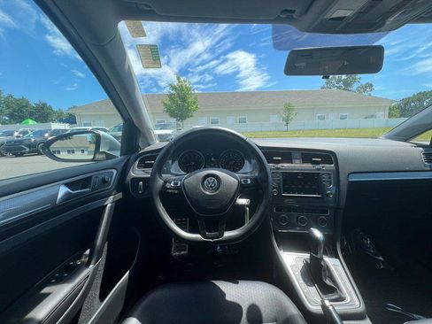 Used 2017 Volkswagen Golf Alltrack S AWD/4WD image 20