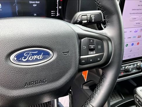 Used 2025 Ford Ranger XLT w/ Equipment Group 301A High AWD/4WD image 19