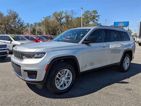 Certified 2023 Jeep Grand Cherokee L Laredo image 7
