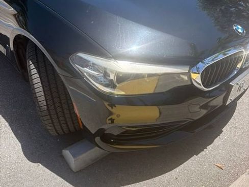 Used 2018 BMW 530i w/ Premium Package RWD image 9