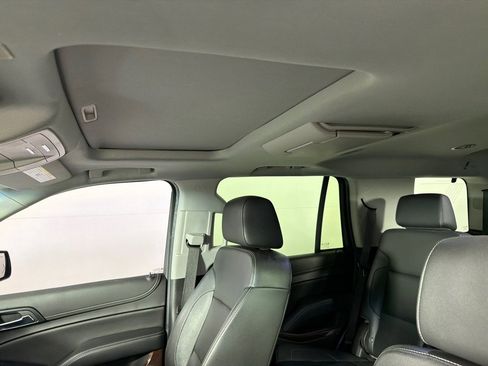 Used 2019 GMC Yukon SLT w/ Premium Edition AWD/4WD image 14
