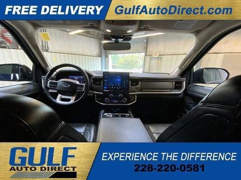 Used 2024 Ford Expedition Max XLT image 2