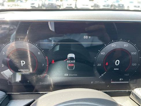 Certified 2025 Nissan Kicks SR w/ Illumination Package AWD/4WD image 18