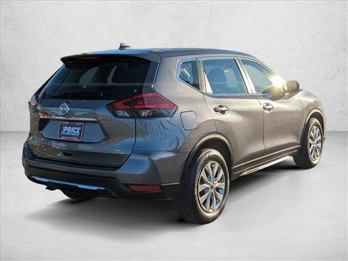 Used 2020 Nissan Rogue S image 5