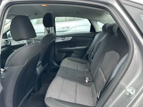 Used 2023 Kia Forte LXS image 8