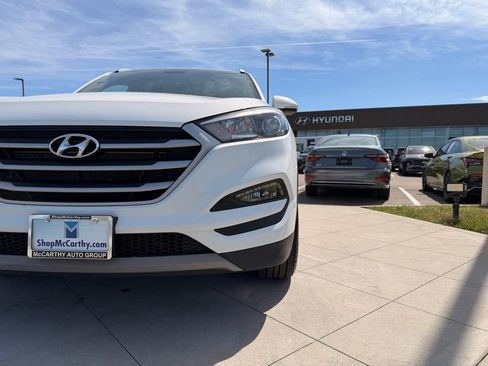 Used 2018 Hyundai Tucson Sport image 9