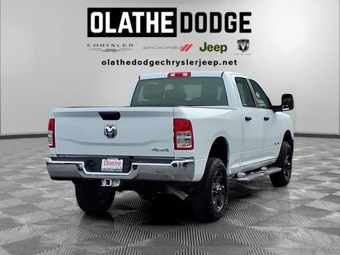 Used 2024 RAM 2500 Big Horn AWD/4WD image 29