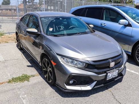 Used 2019 Honda Civic Sport image 2