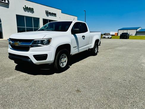 Used 2017 Chevrolet Colorado W/T RWD image 2