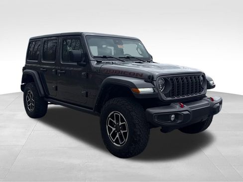Used 2024 Jeep Wrangler Unlimited Rubicon AWD/4WD image 14