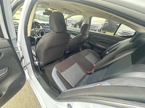 Used 2025 Nissan Versa SV w/ Trunk Package FWD image 22