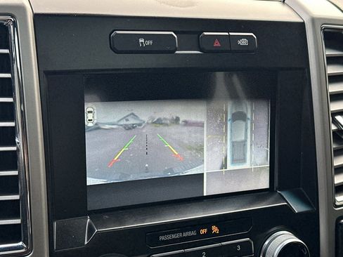 Used 2016 Ford F150 Lariat w/ Equipment Group 502A Luxury image 19