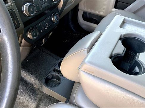 Used 2019 Ford F250 XL w/ Power Equipment Group image 17