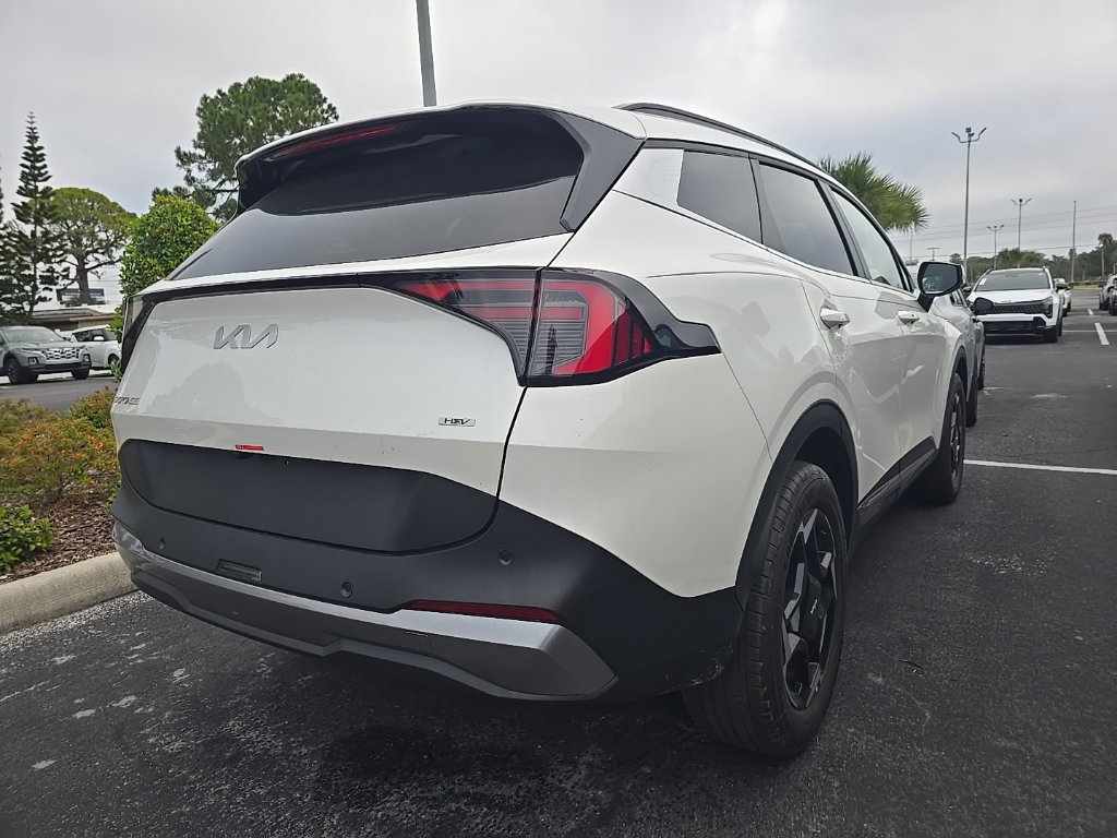 Certified 2026 Kia Sportage EX w/ EX Panoramic Sunroof Package AWD/4WD image 14
