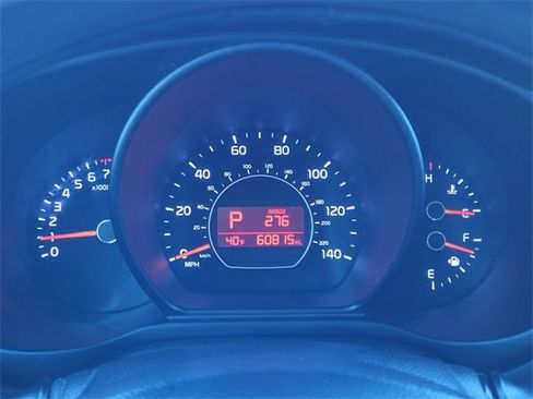 Used 2016 Kia Soul + image 28