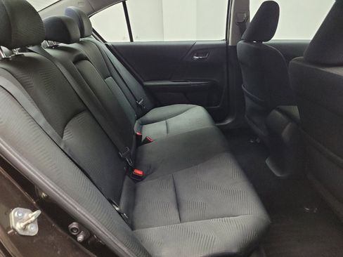 Used 2016 Honda Accord LX image 19