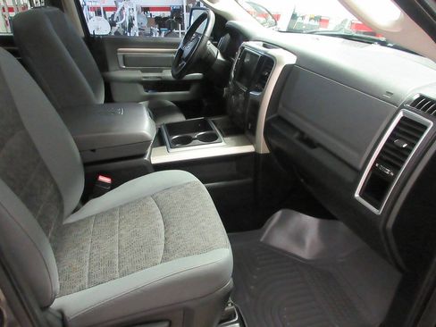 Used 2015 RAM 1500 Big Horn AWD/4WD image 16