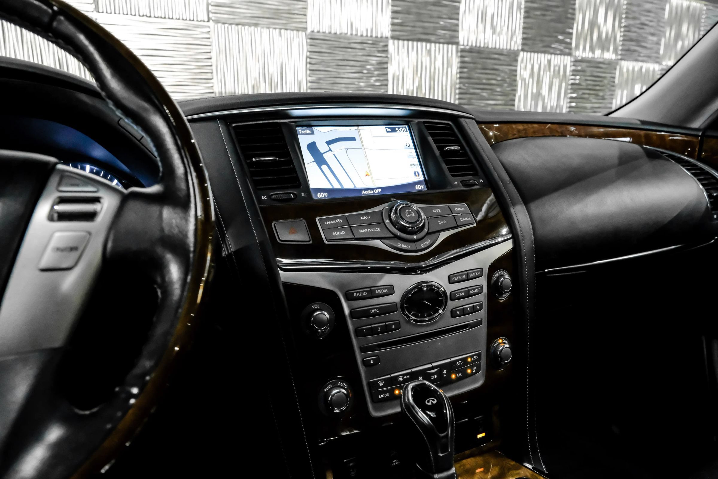 Used 2019 INFINITI QX80 2WD image 25