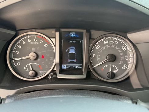 Used 2023 Toyota Tacoma TRD Off-Road AWD/4WD image 8