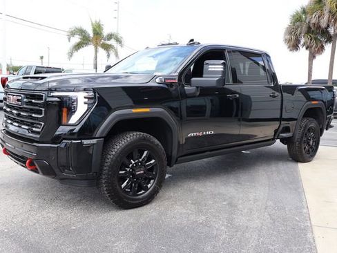 New 2026 GMC Sierra 3500 AT4 w/ AT4 Premium Plus Package image 4