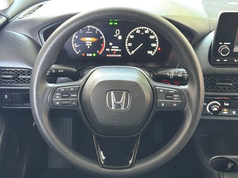 Used 2025 Honda HR-V LX image 4