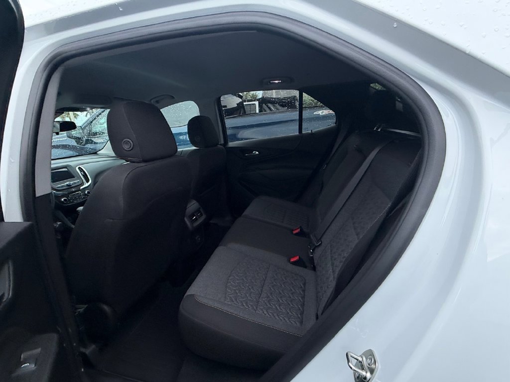 Used 2024 Chevrolet Equinox LT w/ LPO, Cargo Package FWD image 9