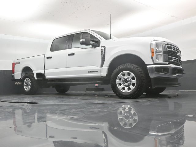 Used 2023 Ford F250 XLT w/ FX4 Off-Road Package AWD/4WD image 54