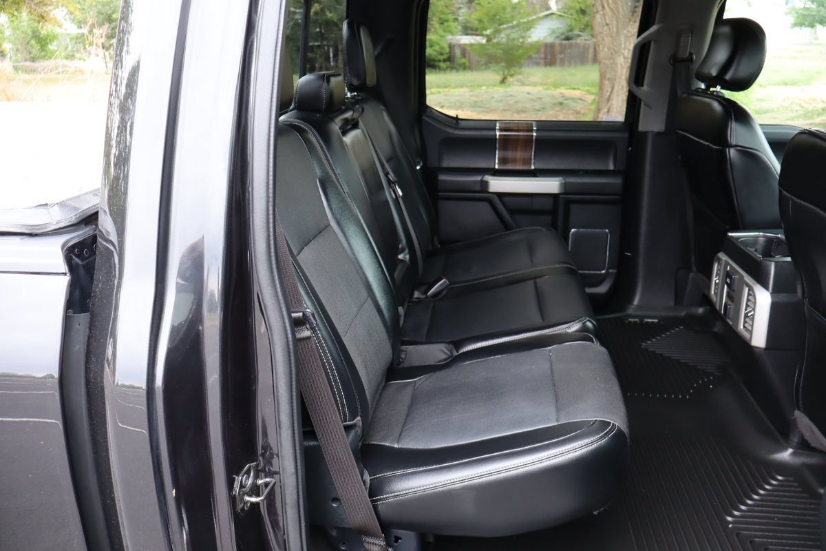 Used 2015 Ford F150 Lariat w/ Equipment Group 502A Luxury AWD/4WD image 21