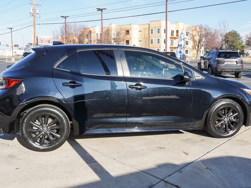 Used 2023 Toyota Corolla SE image 9