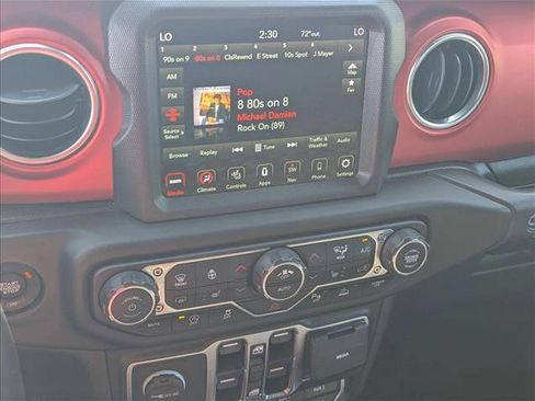 Used 2021 Jeep Wrangler Unlimited Rubicon image 15