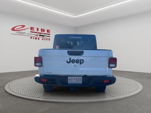 New 2026 Jeep Gladiator Sport image 4
