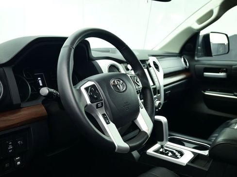 Used 2019 Toyota Tundra Limited w/ Limited Premium Package image 19