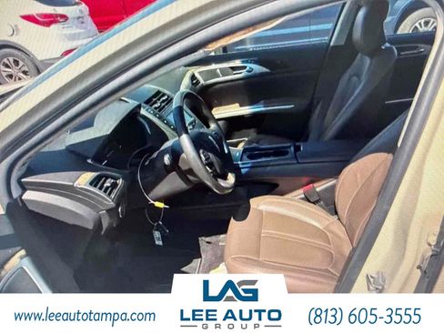 Used 2014 Lincoln MKZ Hybrid w/ Equipment Group 201A Select FWD image 4