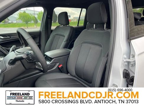 New 2025 Jeep Grand Cherokee L Laredo w/ Luxury Tech Group I image 17