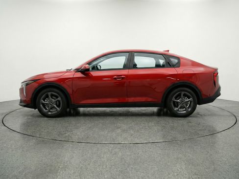 Used 2025 Kia K4 FWD image 5