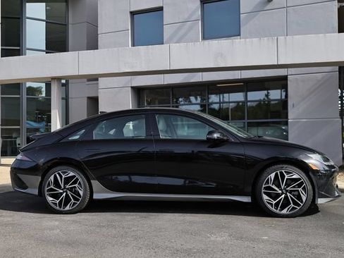 Used 2024 Hyundai Ioniq 6 Limited AWD/4WD image 4