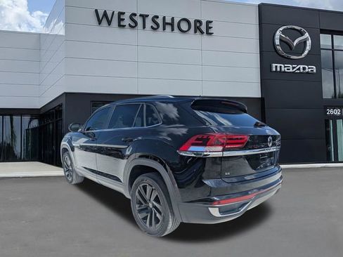 Used 2021 Volkswagen Atlas Cross Sport SE FWD image 5