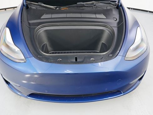 Used 2021 Tesla Model Y Performance image 8