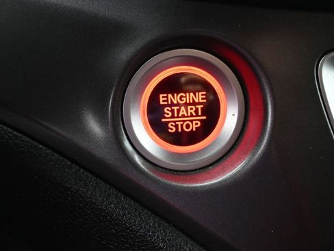 Used 2022 Honda Pilot Sport image 16