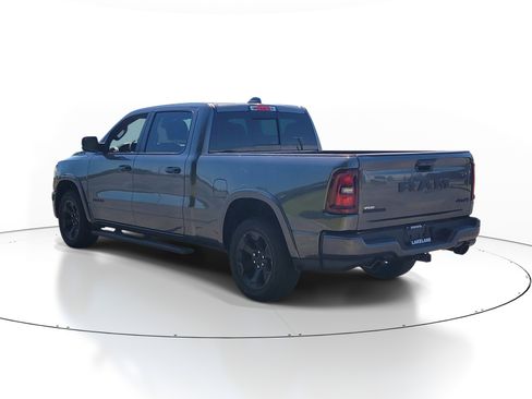 Used 2025 RAM 1500 Big Horn AWD/4WD image 3