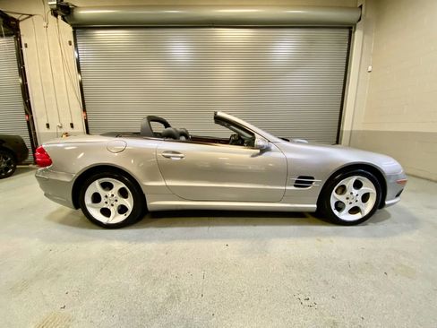 Used 2005 Mercedes-Benz SL 500 image 8