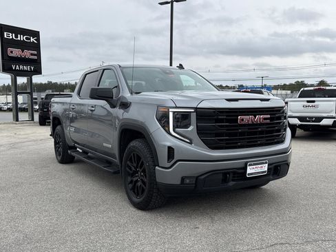 Used 2024 GMC Sierra 1500 Elevation AWD/4WD image 8