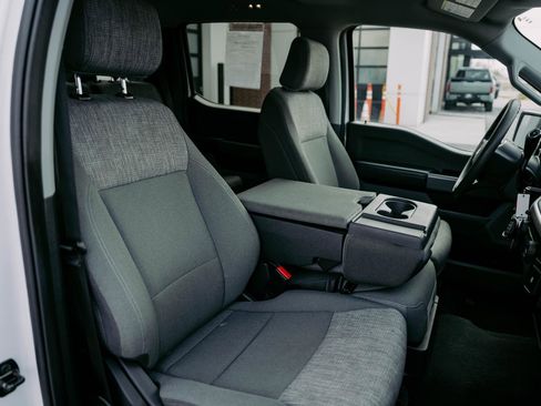 Used 2023 Ford F150 XLT w/ Trailer Tow Package image 13