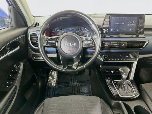 Certified 2023 Kia Seltos S image 20