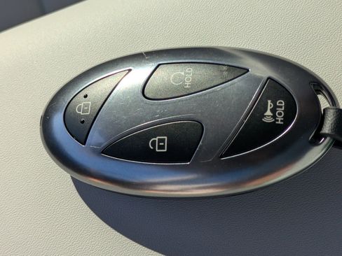 New 2026 Hyundai Kona SE image 30