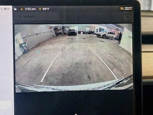Used 2019 Tesla Model 3 RWD image 10