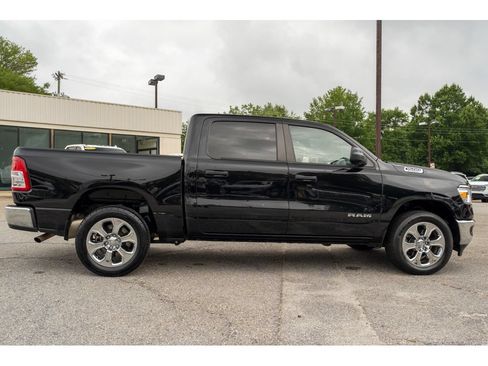Used 2024 RAM 1500 Big Horn AWD/4WD image 9
