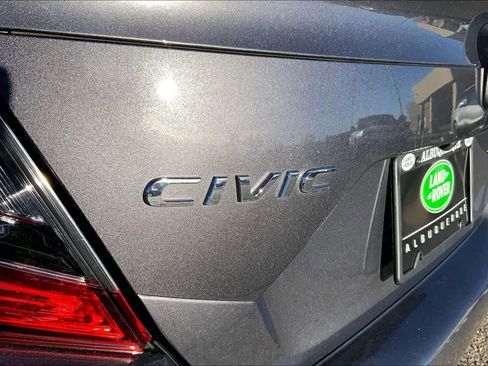 Used 2019 Honda Civic Sport image 28