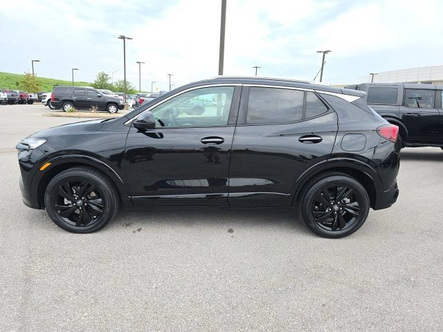 Used 2024 Buick Encore GX Sport Touring w/ Comfort Package AWD/4WD image 2